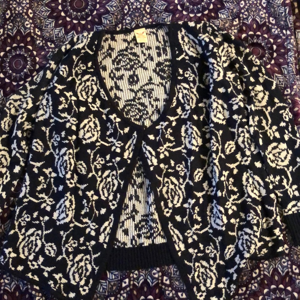 Patterned cardigan